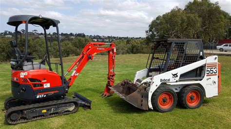 mini excavator geelong|forklift hire geelong.